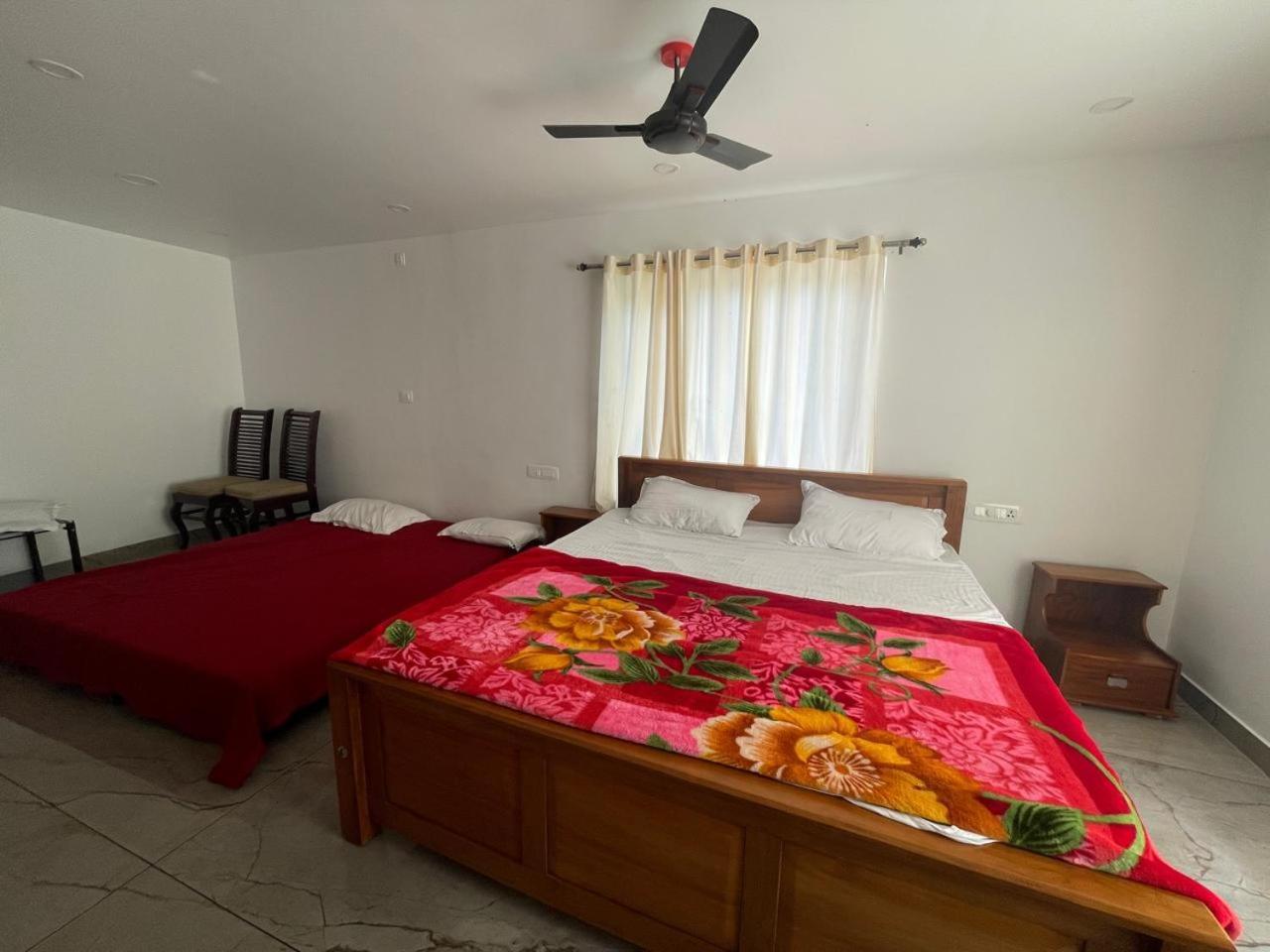Blossom Valley Cottage Munnar Phòng bức ảnh